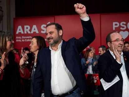 Núria Marín, Sílvia Paneque, José Luis Ábalos y Miquel Iceta, en el mitin.