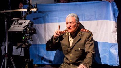 Escena de la obra de teatro "Campo minado".