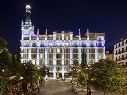 Fachada del hotel ME Madrid Reina Victoria, de Meliá, el activo más valioso de la cartera de 24 hoteles en España adquirida por el fondo de Abu Dabi.