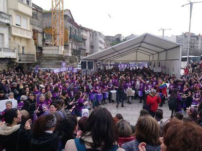 Manifestaci&oacute;n feminista en Vigo.