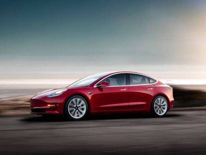 Tesla: cambiar las marchas del coche desde la pantalla ya es posible