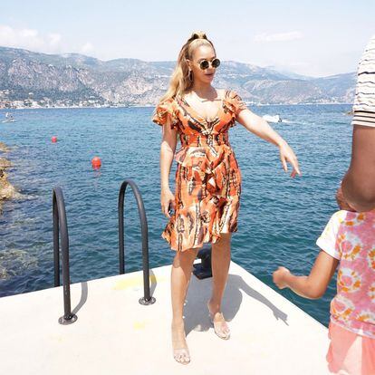 Junto a su marido Jay Z y sus tres hijos, Ivy y los mellizos Rumi y Sir, Beyoncé navega por las aguas del Mediterráneo en un lujoso yate.
