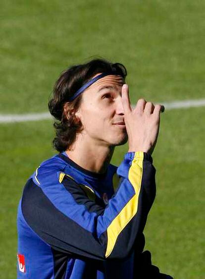 Ibrahimovic, durante el entrenamiento de ayer.