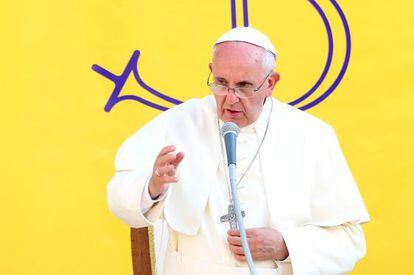 El papa Francisco oficia misa este sábado en Isernia.