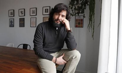 El escritor Juan Jacinto Muñoz Rengel, en noviembre de 2020.