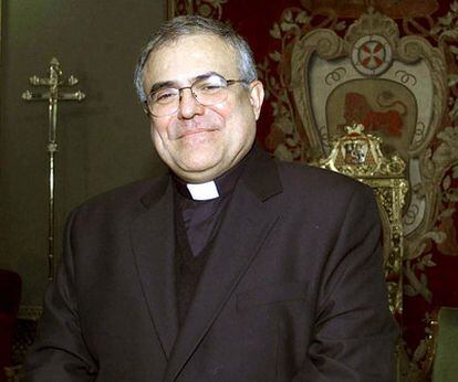 Imagen del nuevo obispo de Córdoba, Demetrio Fernández, en una foto de archivo difundida hoy
