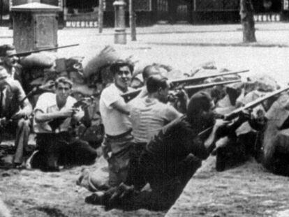 Barricades durant els fets de maig de 1937.