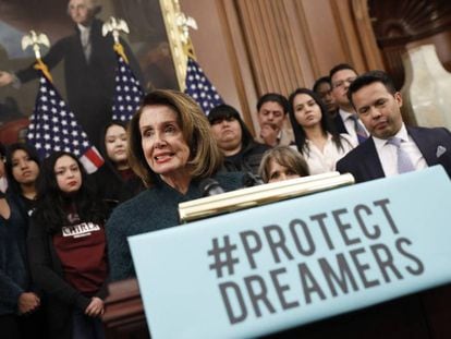 Aaron P. BernsteinLa l&iacute;der dem&oacute;crata en la C&aacute;mara de Representantes, Nancy Pelosi, pide la protecci&oacute;n de los dreamers.
 