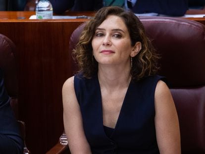 La presidenta madrileña, Isabel Díaz Ayuso, el jueves en un pleno de la Asamblea regional.