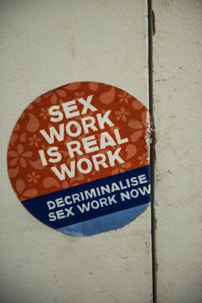 "El trabajo sexual es trabajo real". Es uno de los lemas de Sweat que, entre otras cosas, lucha para la prostitución deje de ser un delito en Sudáfrica.