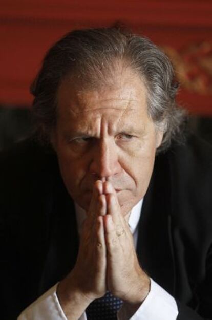 Luis Almagro, ayer durante la entrevista.