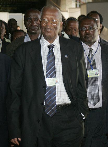 El presidente de la Comisión Electoral de Kenia, Samuel Kivuitu, en una fotografía de archivo.