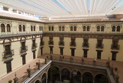 Patio interior del edificio neomudéjar, inaugurado en 1929 con motivo de la Exposición Iberoamericana de Sevilla.
