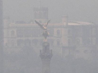 Vista del monumento del Ángel de la Independencia, en Ciudad de México.