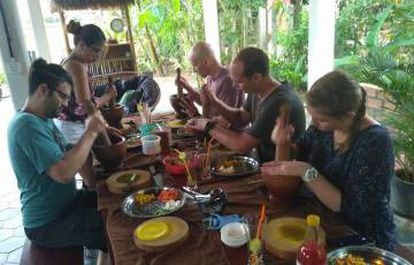 Curso de cocina en Lily’s Secret Garden, en Siem Reap (Camboya).