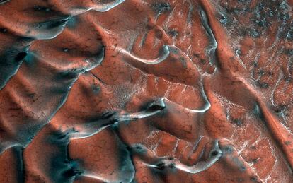 Dunas de arena heladas de Marte.