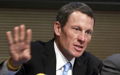 Lance Armstrong durante una conferencia, en 2009.