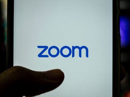 Crece el número de empresas que prohíben a sus empleados utilizar Zoom para  comunicarse | Tecnología | EL PAÍS