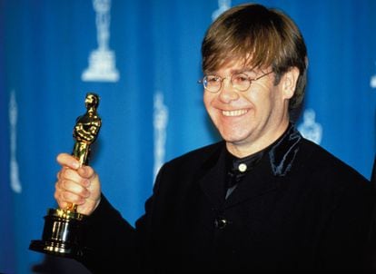 En 1994 ganó un Oscar gracias a su participación en la banda sonora de 'El Rey León'.