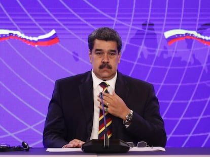 El presidente de Venezuela, Nicolás Maduro, en la visita a Caracas del viceprimer ministro ruso, Yuri Borisov, el 16 de febrero.