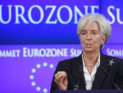 La directora de manejo del Fondo Monetario Internacional, (FMI) Christine Lagarde, aseguró que el plan de rescate a la banca española acordado por 100.000 millones de euros "da suficiente espacio de maniobra por encima de lo que consideramos necesario". EFE/Archivo