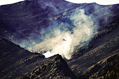 Imagen de la base de Antela, en Xinzo de Limia, donde cargan las avionetas de extinción.