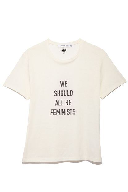 2017: aunque el estreno más sonado de ese año fue sin duda el de Maria Grazia Chiuri en Dior. Acaparó todos los titulares al apropiarse de la frase de Chimamanda Ngozi Adichie, "We should all be feminist" (todos deberíamos ser feministas).