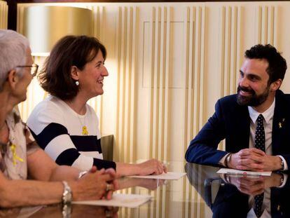 Roger Torrent, amb Elisenda Paluzie, presidenta de l'ANC, aquest dilluns.