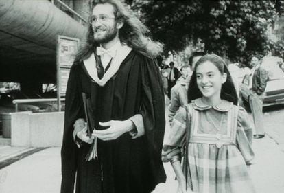 Mauro Ferrari con su primera mujer, Marialuisa, en Berkeley en 1987, cuando tenían 28 y 25 años.