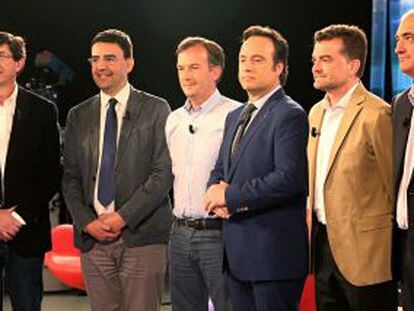 Representantes de siete partidos, durante el debate celebrado este martes en Canal Sur.