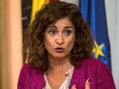 La ministra de Hacienda, Mar&iacute;a Jes&uacute;s Montero.