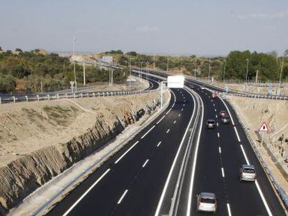 La M-501, conocida como la carretera de los pantanos.