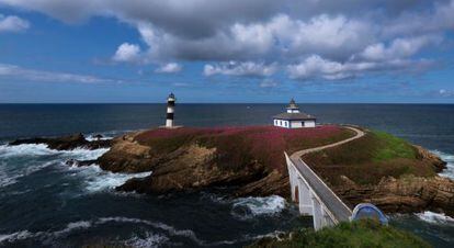 Faro de Isla Pancha en Ribadeo (Lugo)