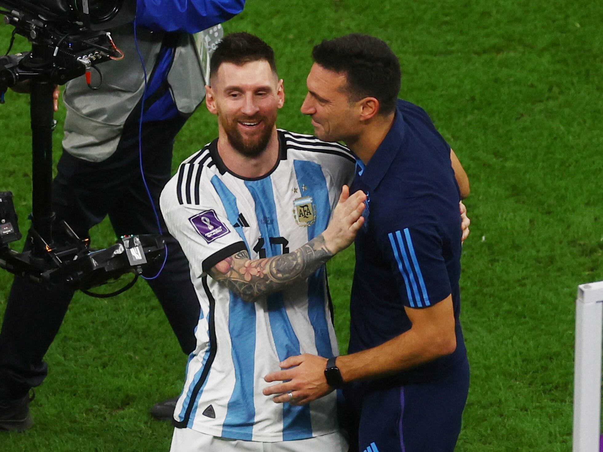 Scaloni participó en un curso de formación de entrenadores en la Argentina