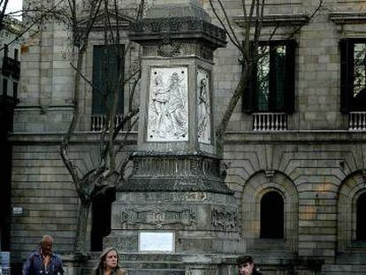 La estatua del esclavista Antonio López en la plaza que lleva su nombre en Barcelona.