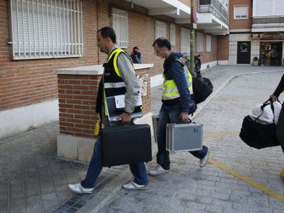 La Polic&iacute;a Nacional sigue practicando registros en casas de Madrid usadas por el presunto pederasta de Ciudad Lineal.