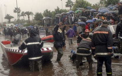 El temporal que azota el norte de Marruecos se ha cobrado ya 31 víctimas mortales. Once personas permanecen desaparecidas.