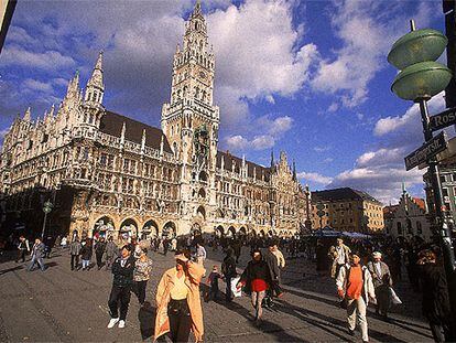 La arquitectura de Munich ha catapultado a la ciudad hasta la octava posición. Un buen ejemplo lo constituye el edificio del Ayuntamiento, de estilo neogótico.
