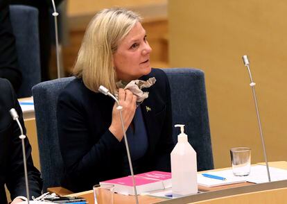 Magdalena Andersson, primera ministra sueca, durante la votación en el parlamento en Estocolmo, el 24 de noviembre.