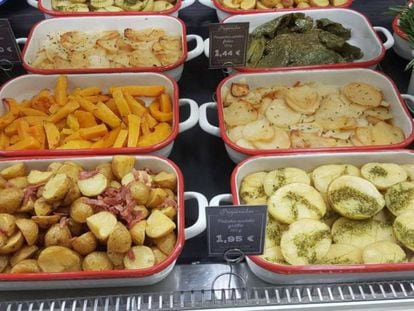 Platos de comida preparados en un centro de El Corte Inglés.
 