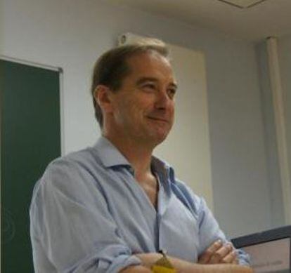 El médico español Carlos Beristain.