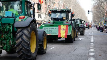 Los tractores de los agricultores este miércoles en la capital