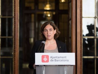 Ada Colau demanant l'assistència massiva a la manifestació.