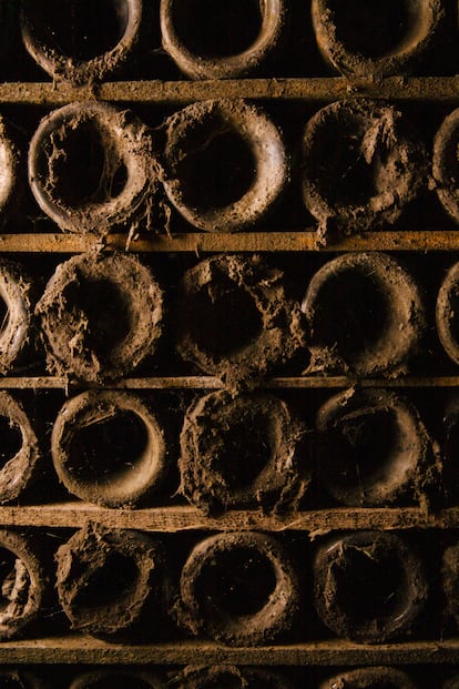 En la Botellería Histórica de Marqués de Riscal se conservan muestras de todas las añadas elaboradas desde 1862.
