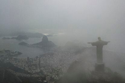 Una vista panorámica de Río De Janeiro al iniciar la jornada electoral. 