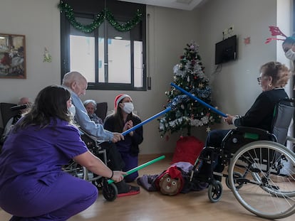 Una residencia de ancianos durante la Navidad en diciembre de 2020.