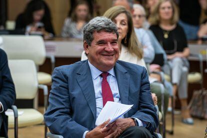 El ministro de Inclusión, Seguridad Social y Migraciones, José Luis Escrivá, este lunes en Pozuelo de Alarcón, Madrid