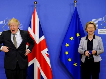Boris Johnson y Ursula von der Leyen, el miércoles en Bruselas.