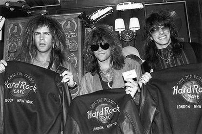 <b>Bon Jovi, en el Hard Rock Cafe de Londres. Corrían los años ochenta.</b>