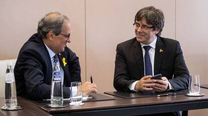 El presidente de la Generalitat, Quim Torra, y el expresidente, Carles Puigdemont, durante su reunión en Bélgica este lunes.